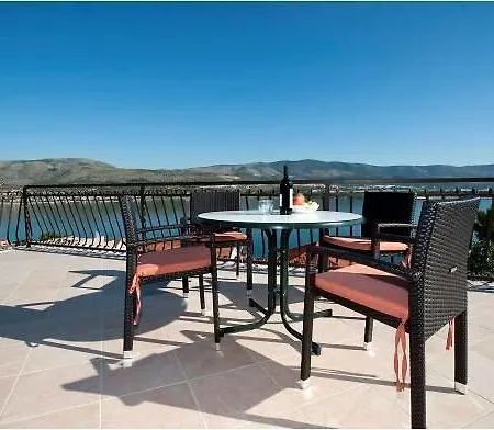 Lavendel Lägenhet Trogir