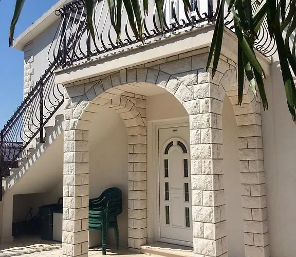 Lavendel Τρογκίρ